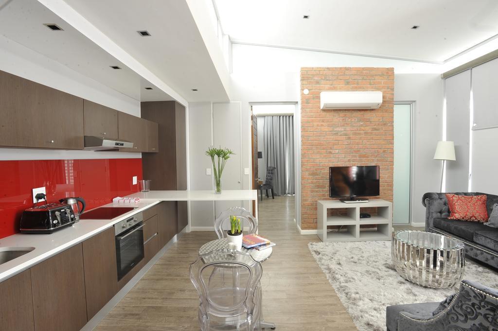 Urban Oasis Apartments At Paragon 温特和克 外观 照片